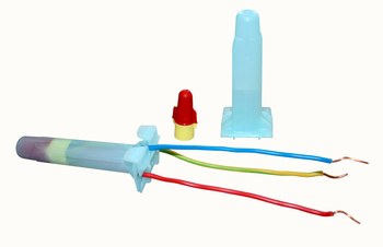 A 3M-DBR/Y Splice connector with red and yellow wire nut, designed for direct burial.