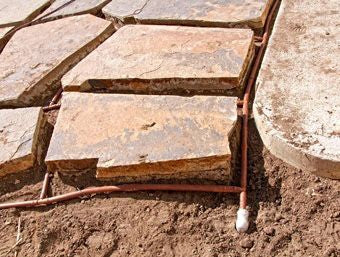 DIG  A1-512P-CV 17 MM PC Dripline With CV, 12 spacing, 1 GPH, .670" OD, 500' Brown