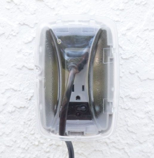 OUTLETVCVR1, GFCI Outlet In-Use Cover Single Gang W/Inserts