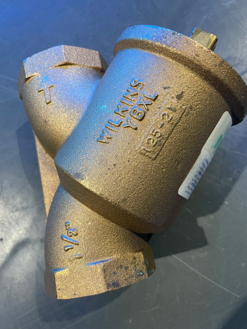 Wilkins 112-YBXLP, 1-1/2" Bronze Body Y Type Strainer W/Plug , FNPT Connections, 20 Mesh, Lead Free Bronze