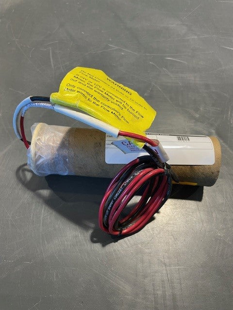 Mechanical component with wires on a metallic surface