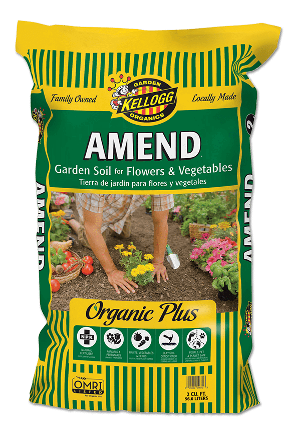 A bag of KELLOGG-672 Garden Organic Amend flower and vegetable mix, showing the product name and usage for flowers and vegetables.