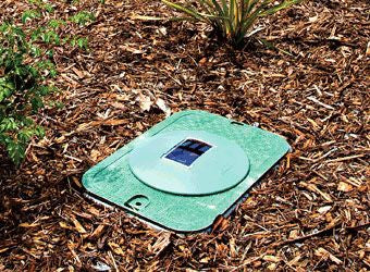 DIG LEIT-2 valve box mounting dome with 8 screws green
